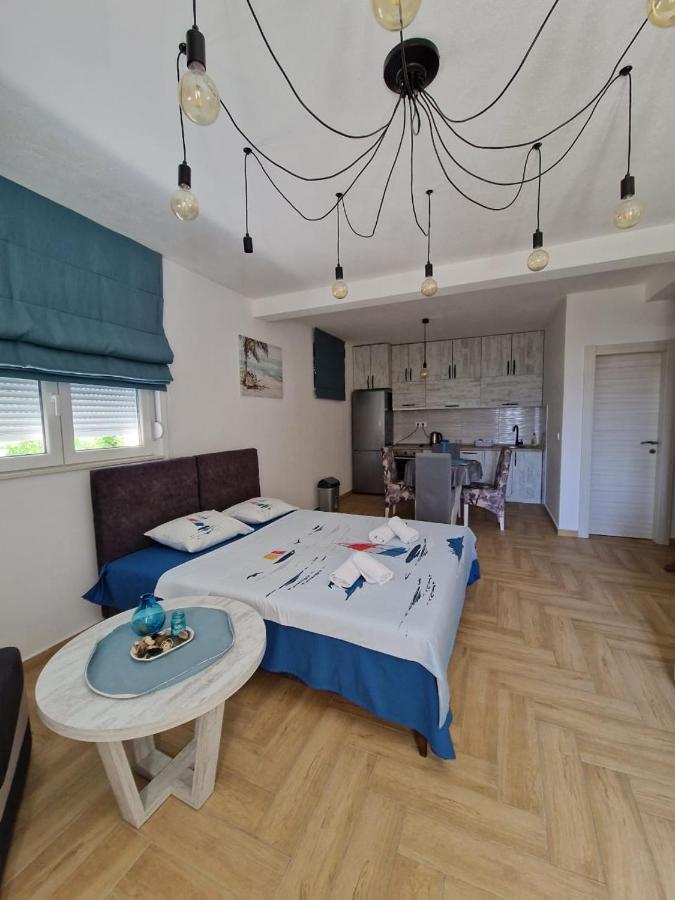 Studio Apartman Happy Home Тиват Экстерьер фото